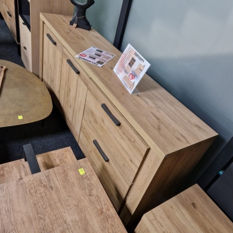 (T,defekt) Komoda Delmonte 190 cm Henders& Hazel